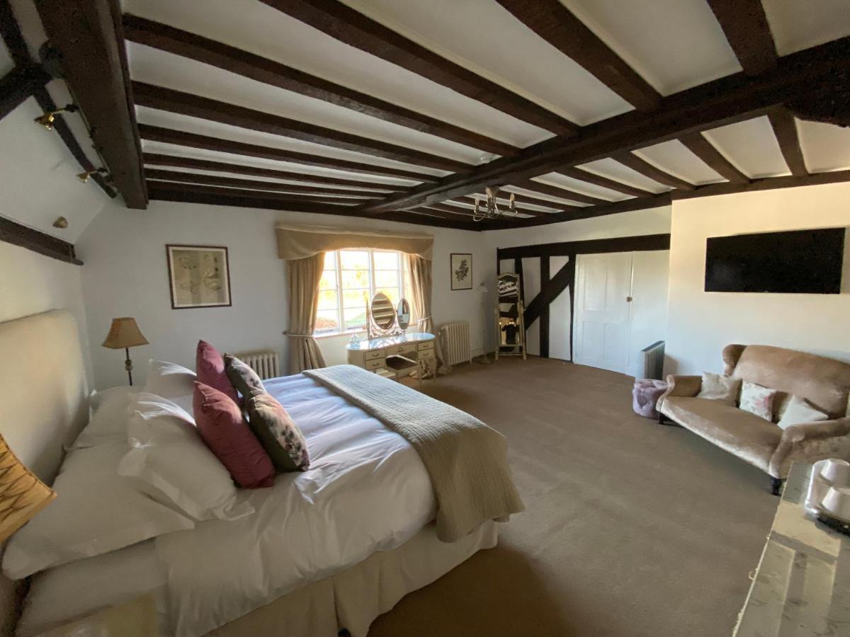 Prested Hall Braintree Extérieur photo