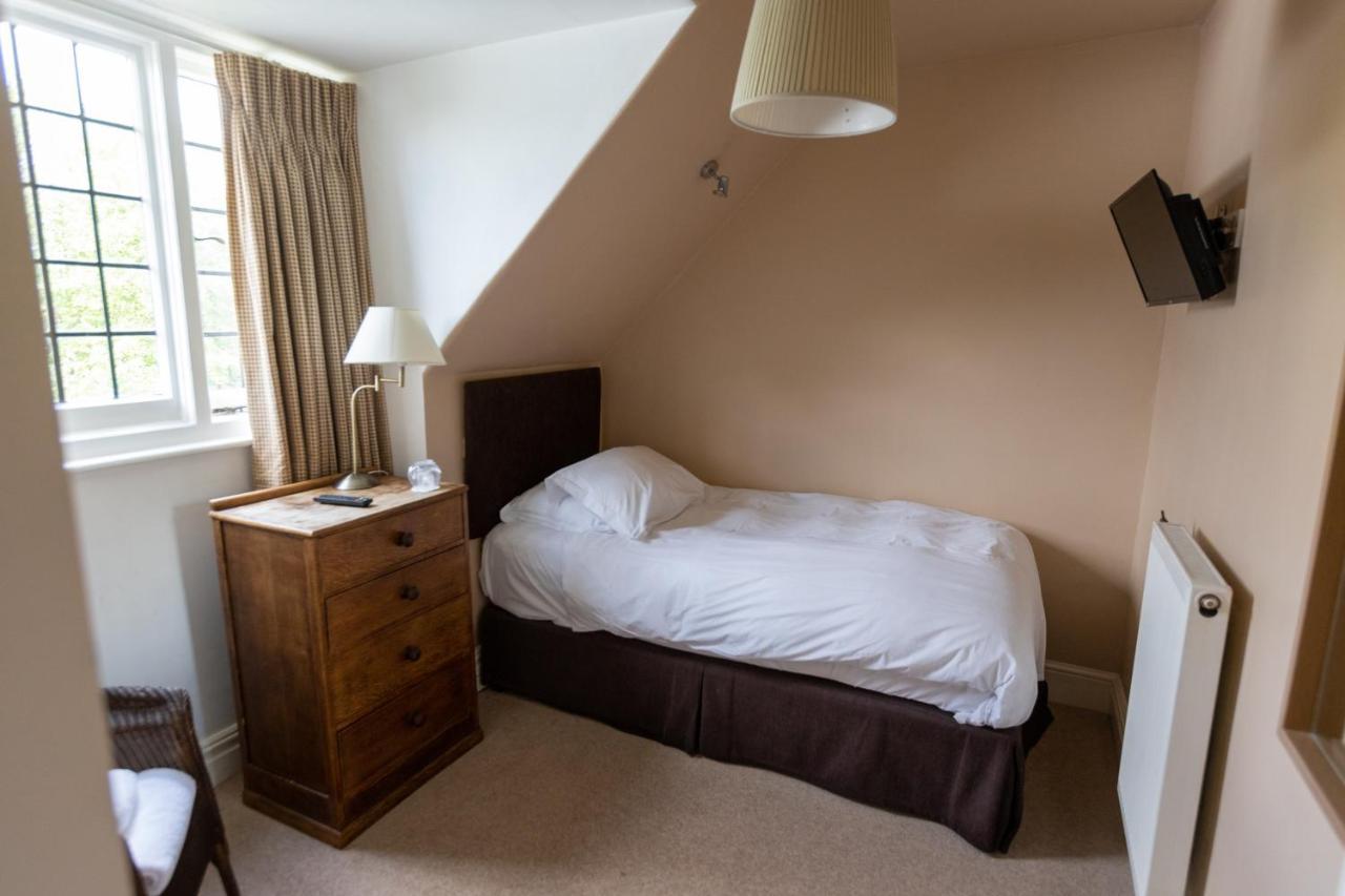 Prested Hall Braintree Extérieur photo